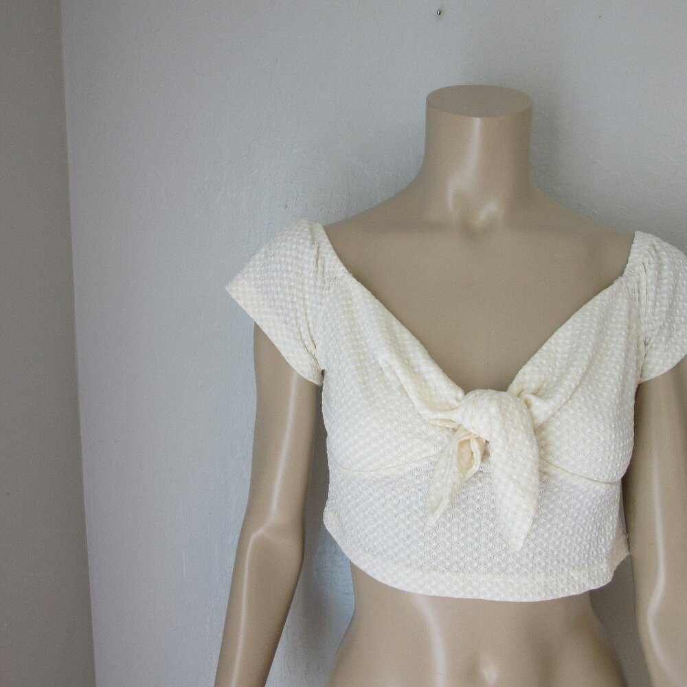 Cider Cream Color Size L Short Sleeve Crop Top